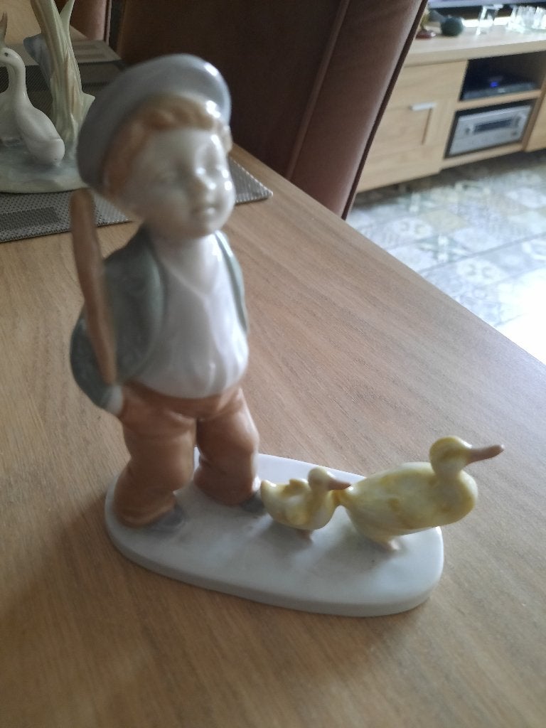 Porselijn figurine, Ophalen of Verzenden, Zo goed als nieuw, Mens