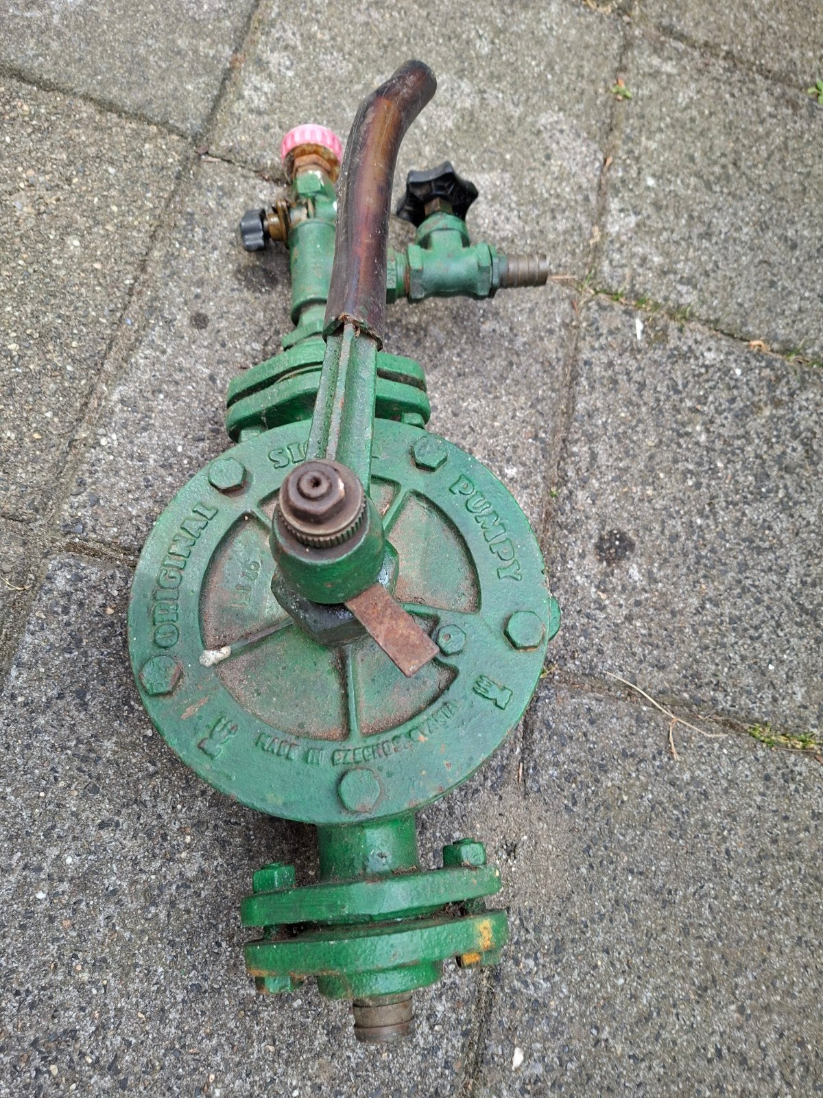 Waterpomp voor volkstuintje, Ophalen