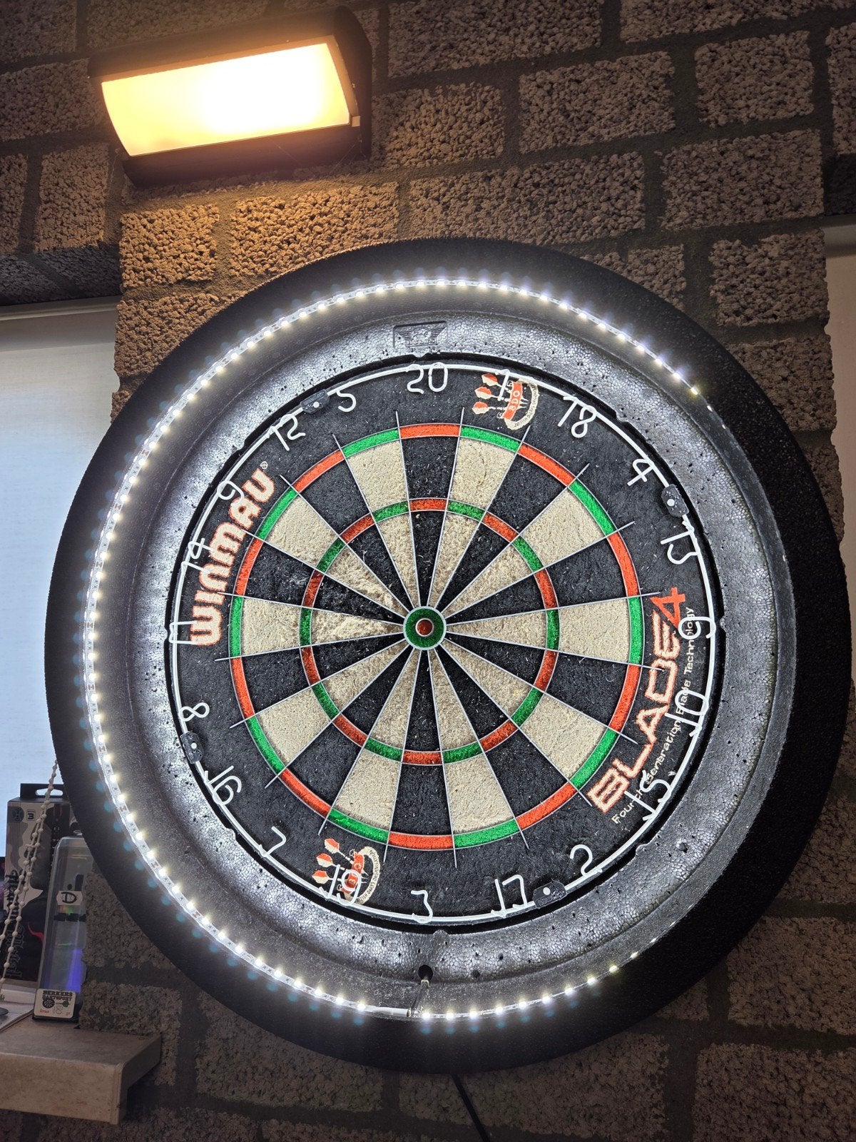 Winmau Dartbord Blade 4, Ophalen of Verzenden, Gebruikt, Dartbord