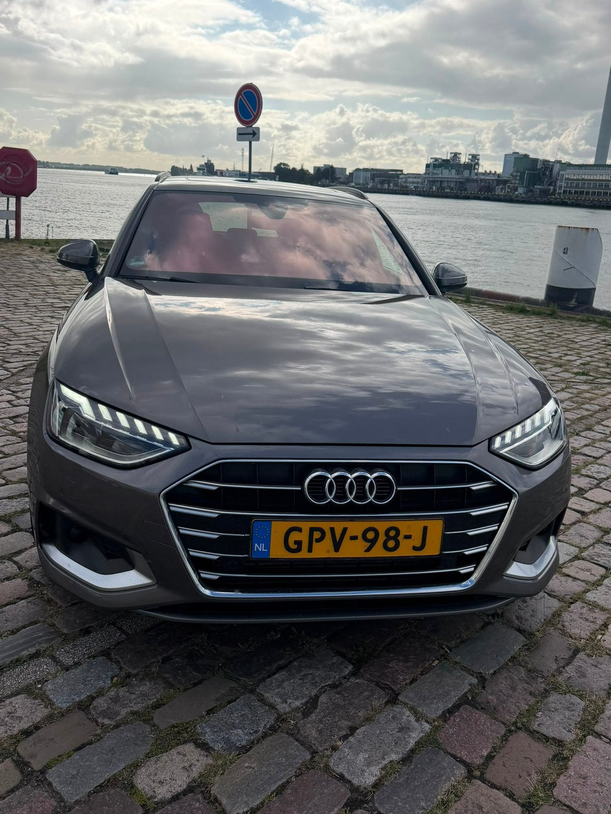 Audi A4 35 Tfsi 150pk S Tronic 2021 Grijs, 4 cilinders, 1984 cc, A4, Stationwagon