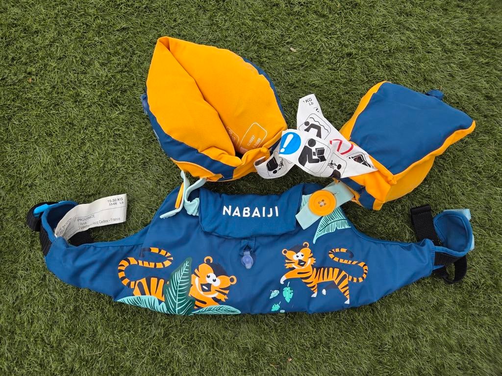 Nabaiji zwemvest 15-30 kg - verstelbaar, Kinderen en Baby's, Kinderkleding | Kinder-zwemkleding, Gebruikt, Jongen of Meisje, One size