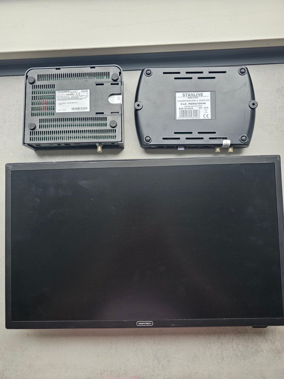 Innovtech TV met Telefunken en Stanline ontvangers, Audio, Tv en Foto, Televisies, Zo goed als nieuw, LED, Minder dan 40 cm, HD Ready (720p)
