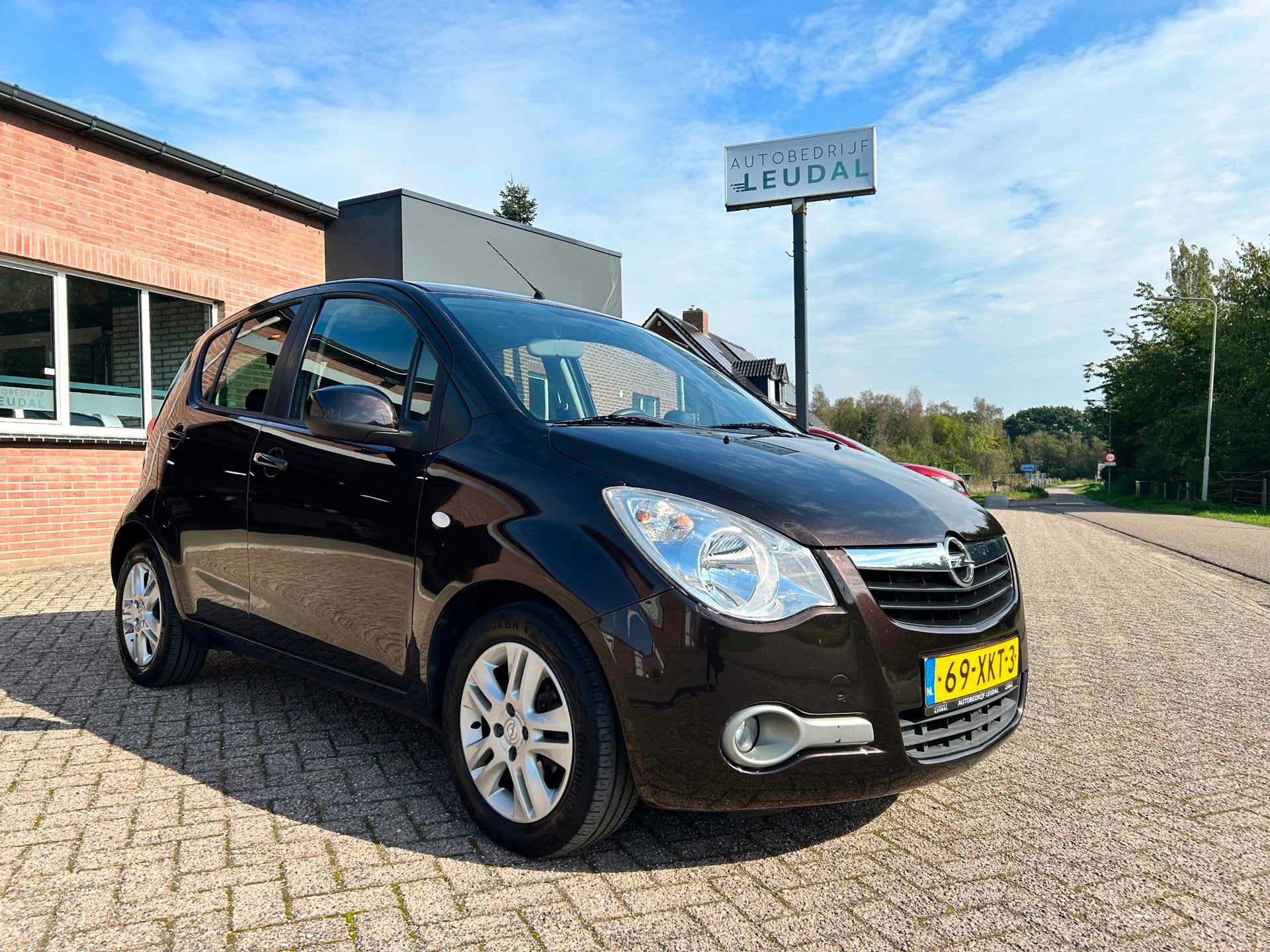 Opel Agila 1.0 Edition // 107.000 km NAP // APK 27-6-2027, Auto's, Voorwielaandrijving, Euro 5, Gebruikt, 31 €/maand