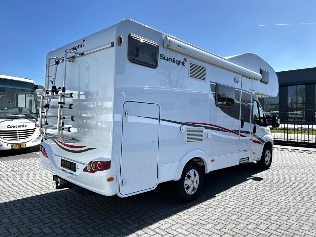 Fiat Sunlight A68 Alkoof/2017/Euro-6/Airco/Stapelbed/6.6M!, Sunlight, Fiat, Bedrijf, 6 tot 7 meter