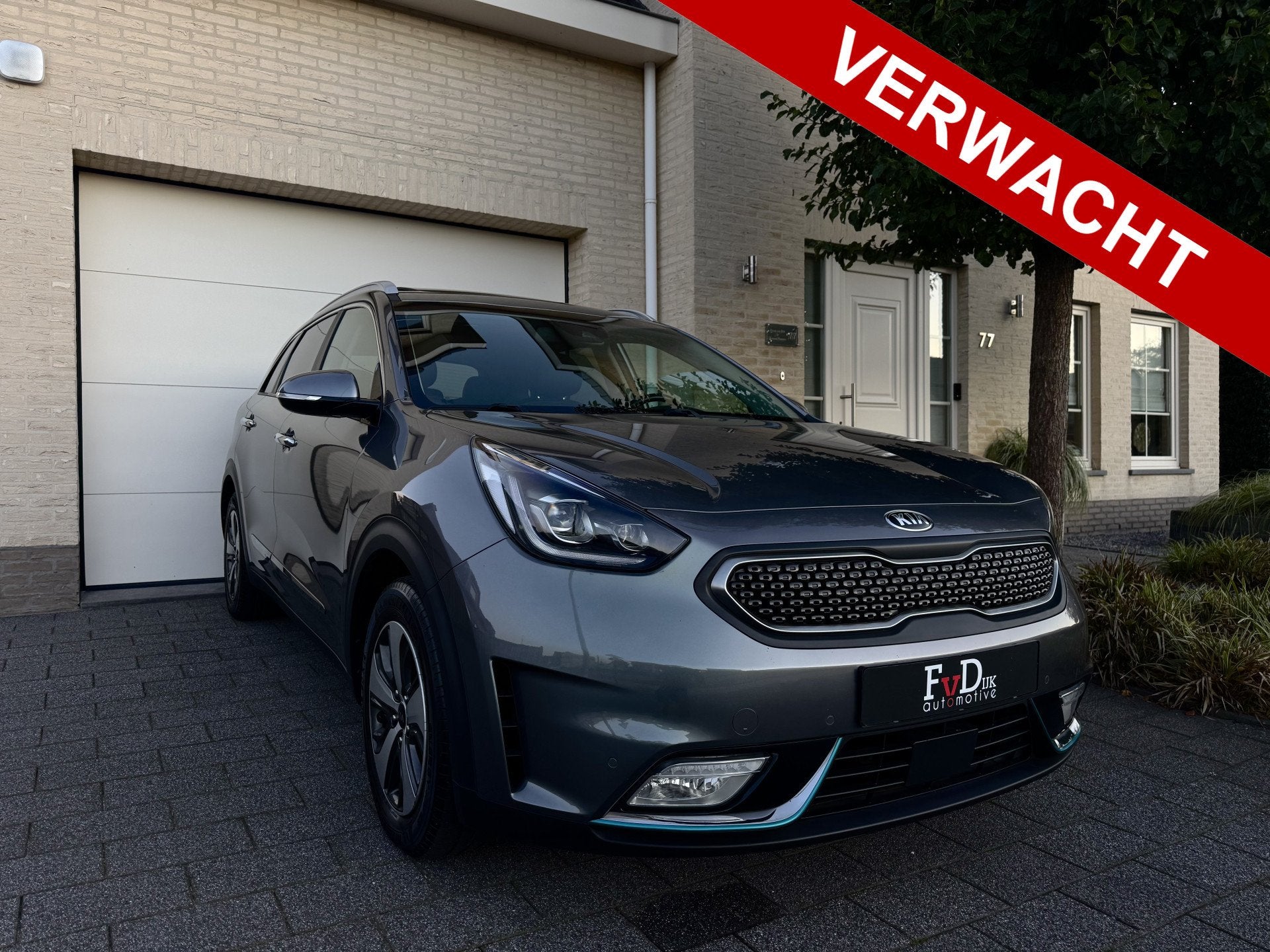 Kia Niro 1.6 GDi PHEV DynamicLine Navi Leder Carplay Camera, Auto's, Dealer onderhouden, 77 km/l, Gebruikt, Zwart