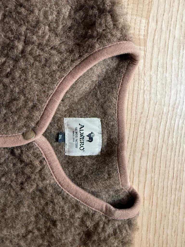 Alwero wollen vest - bruin - maat 2XL, Kleding | Dames, Truien en Vesten, Ophalen of Verzenden, Nieuw, Maat 42/44 (L), Bruin