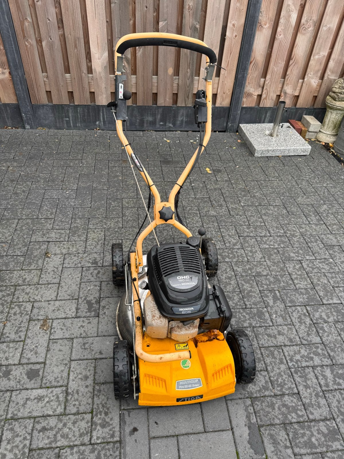 Stiga Multiclip Pro 50 S Benzine Grasmaaier met rvs maaidek, Ophalen, Cirkelmaaier, Gebruikt, Mulchfunctie
