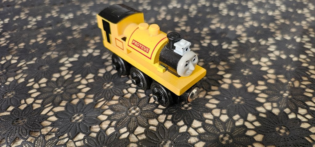 Thomas de trein Hout proteus, Ophalen of Verzenden, Zo goed als nieuw