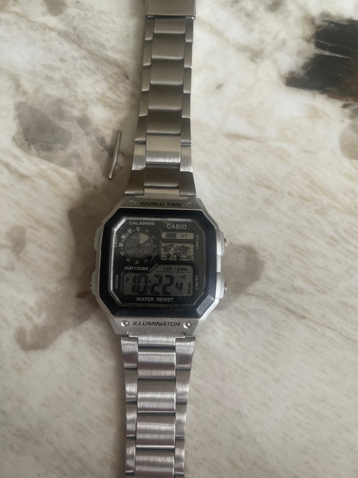 Casio horloge met stalen band - Zo goed als nieuw, Sieraden, Tassen en Uiterlijk, Horloges | Heren, Casio, Staal, Polshorloge