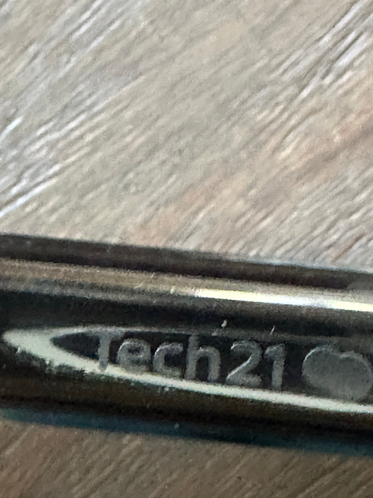 Tech21 iPhone 14 Pro  hoesje met koordhouder, Gebruikt, Met koord, Verzenden, Hoesje of Tasje