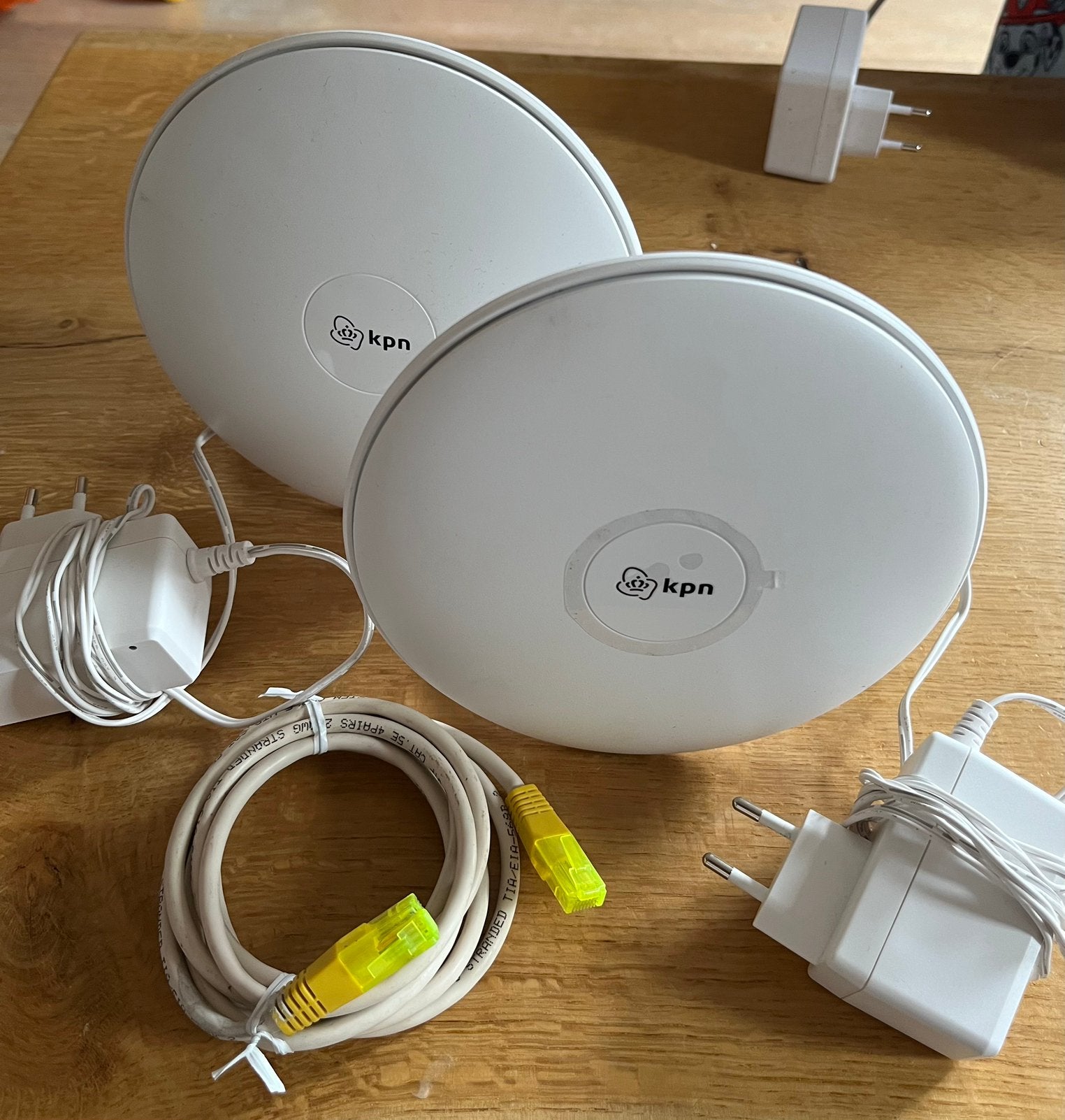 2 kpn super wifi versterkers, Computers en Software, Ophalen, Zo goed als nieuw