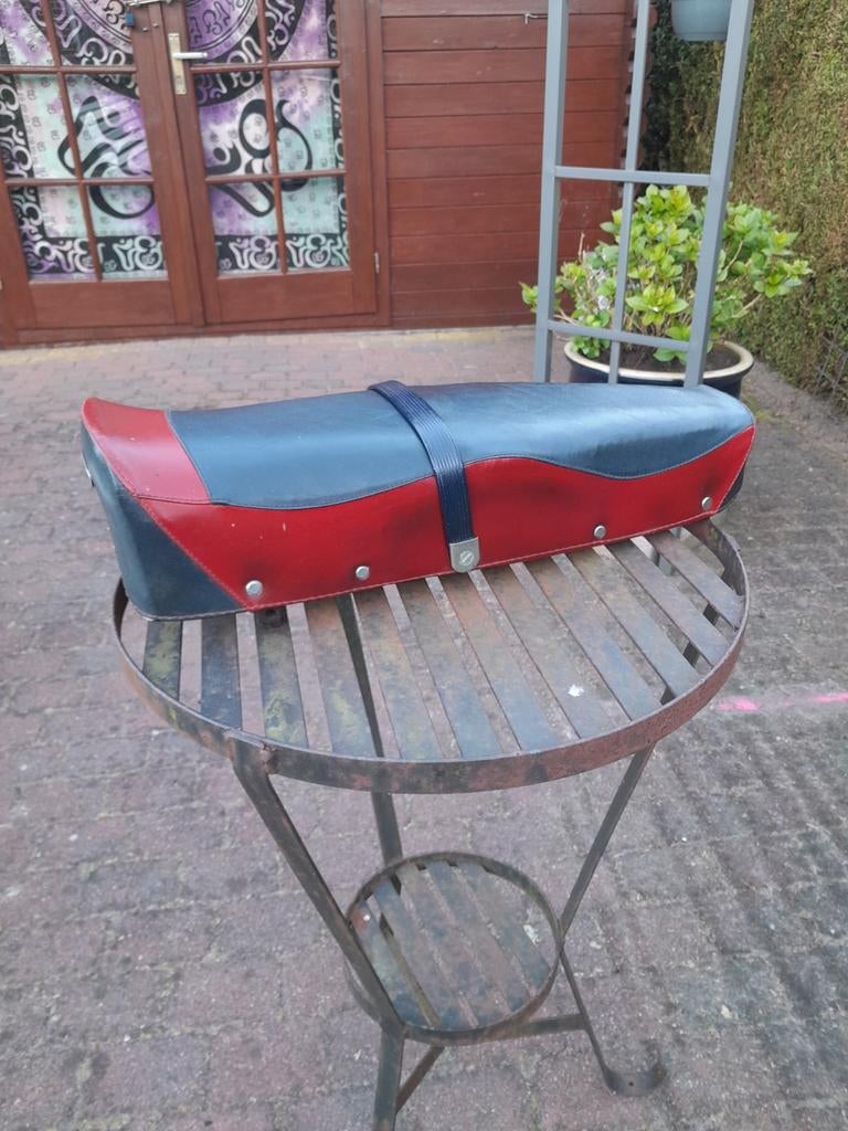 Buddyseat oldtimer brommer, Fietsen en Brommers, Brommeronderdelen | Oldtimers, Gebruikt, Overige merken, Zadel, Ophalen of Verzenden