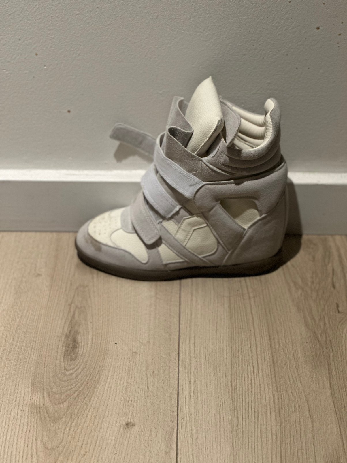 isabel marant, Ophalen of Verzenden, Zo goed als nieuw, Zwart, Sneakers of Gympen