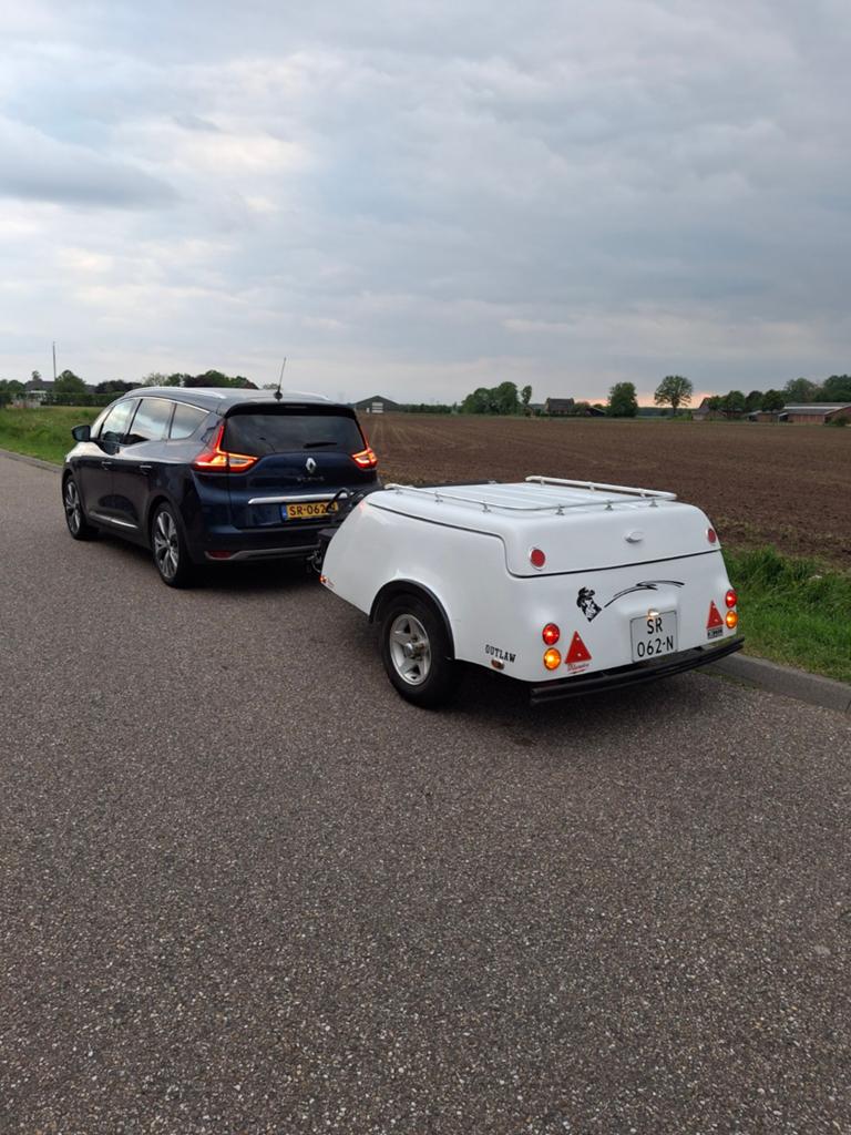 TE HUUR: unieke ruime Outlaw bagagewagen, Caravans en Kamperen