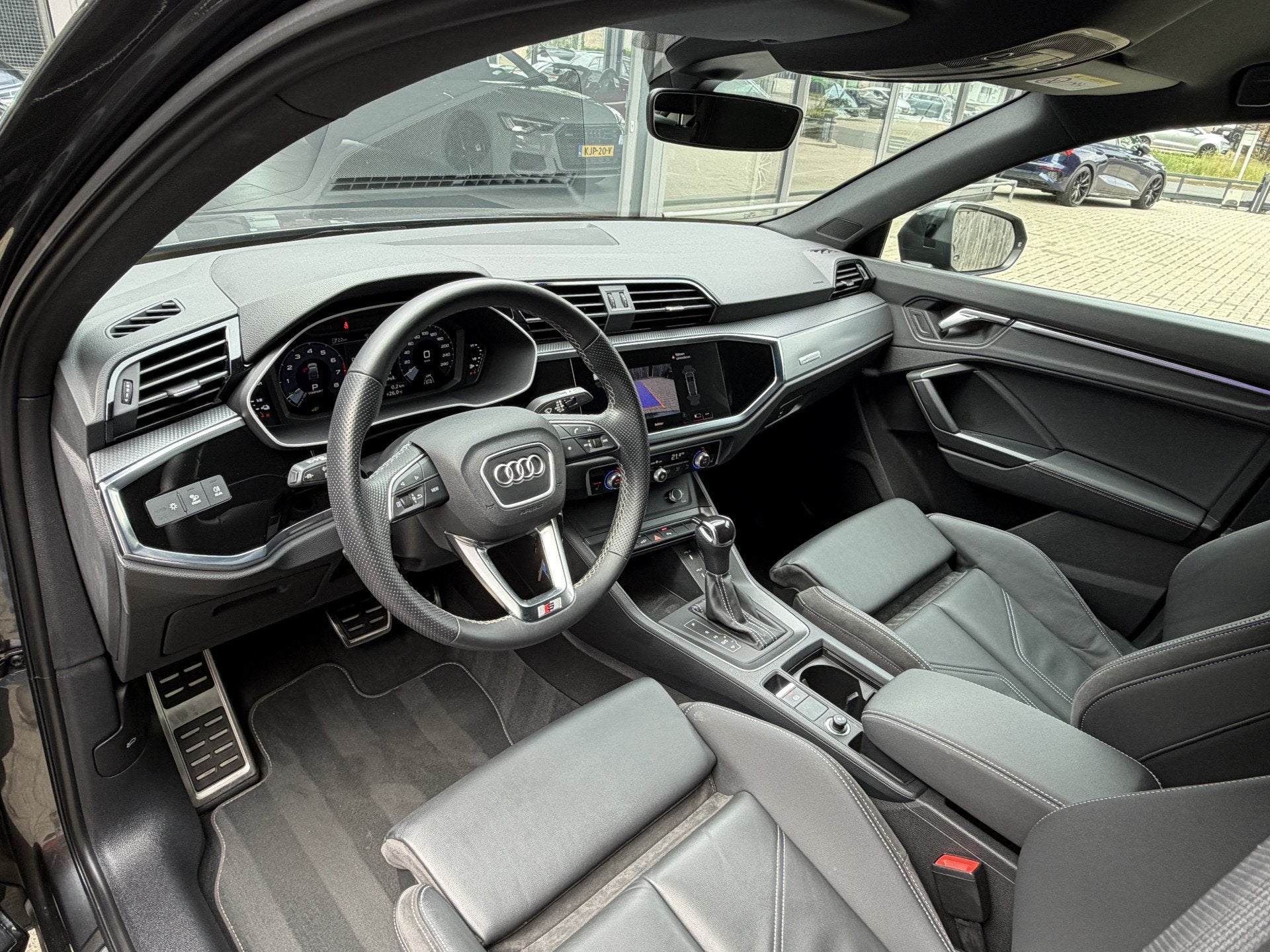 Audi Q3 Sportback 45 TFSI-e AUT. *!* 2x S-LINE *!* CARPLAY/, Gebruikt, Euro 6, Hybride Elektrisch/Benzine, SUV of Terreinwagen