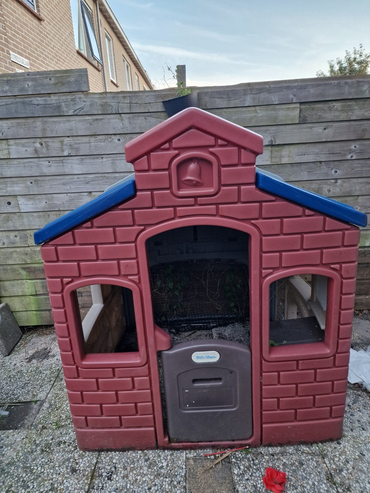 Stevig Little Tikes speelhuisje voor in de tuin, Kinderen en Baby's, Speelgoed | Buiten | Speelhuisjes, Ophalen, Gebruikt, Kunststof