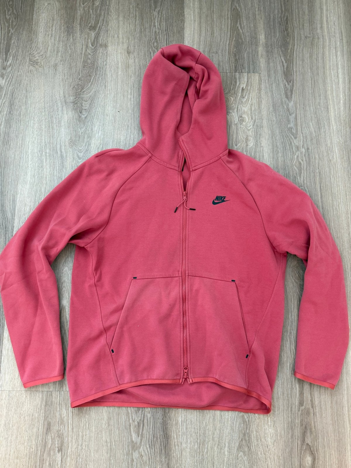 Nike Tech Fleece Hoodie - Maat L, Kleding | Heren, Ophalen of Verzenden, Zo goed als nieuw, Maat 52/54 (L), Roze