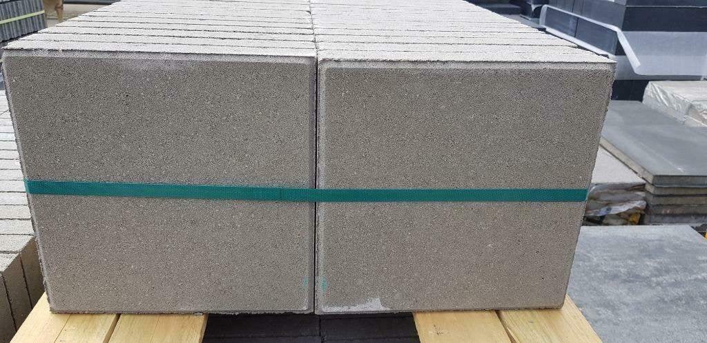 Betontegels 30x30 en 50x50 grijs te koop, Tuin en Terras, Tegels en Klinkers, Ophalen, Nieuw, 10 m² of meer, Nvt