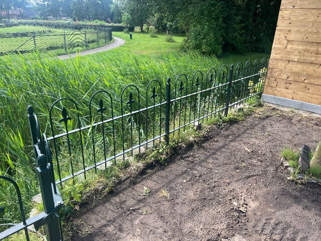 Gietijzeren Hek 10m lang, Ophalen, Met poort, Gebruikt, Sierhekwerk