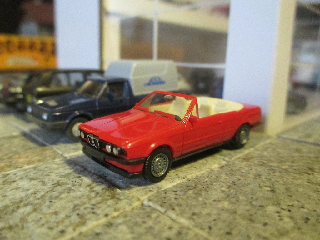 BMW E30 3-Serie Cabriolet - Herpa rood, Ophalen of Verzenden, Zo goed als nieuw, Auto, Herpa