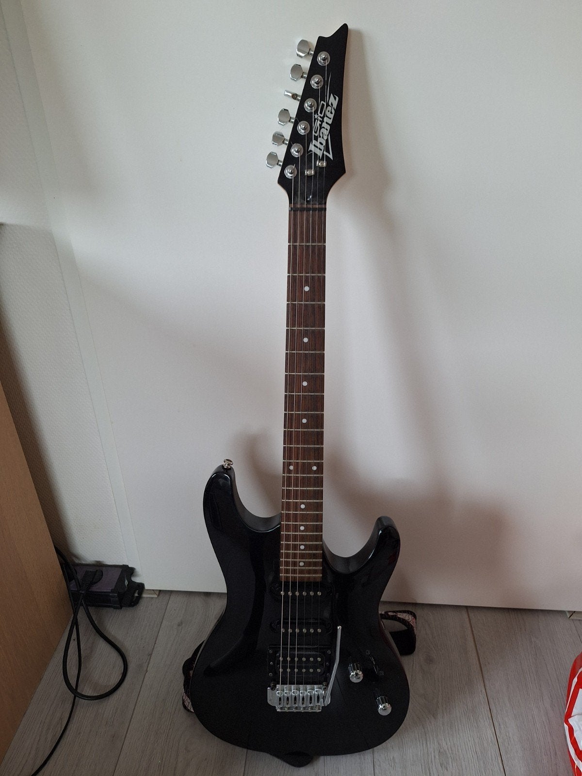 Ibanez GIO gitaar, Ophalen of Verzenden, Gebruikt, Solid body, Ibanez
