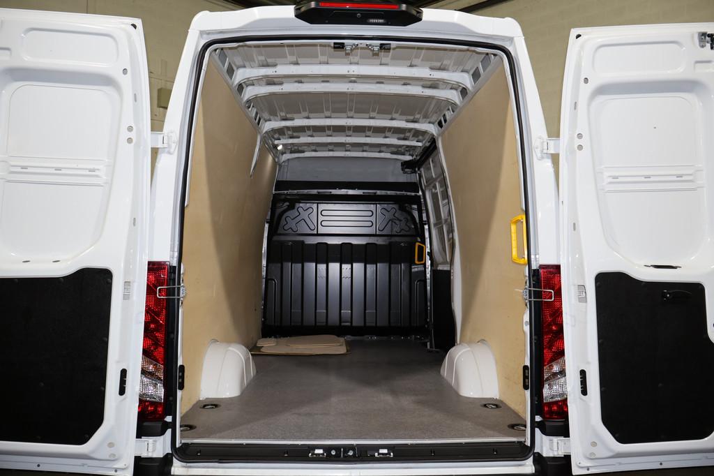 Iveco Daily 35S16 Hi-Matic L2 H2 3.5T Trekhaak (bj 2024), Automaat, Stof, Gebruikt, 4 cilinders