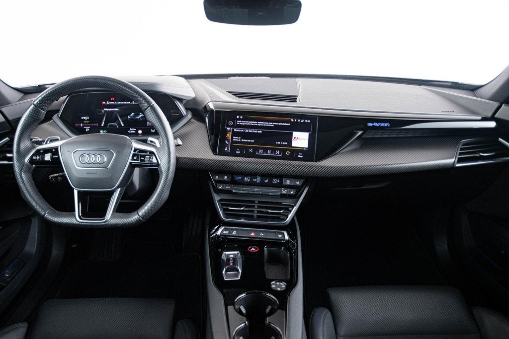 Audi e-tron GT 93 kWh B&O - Head up - Adaptive Cruise Assist, Auto's, Audi, Automaat, Zwart, 93 kWh, E-tron GT