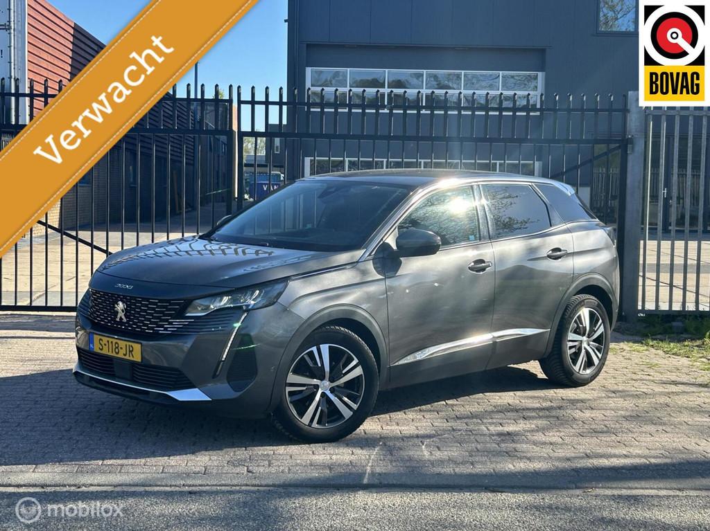 Peugeot 3008 1.2 PureTech Allure | Distributie | Trekhaak, Voorwielaandrijving, Gebruikt, 1199 cc, Leder en Stof