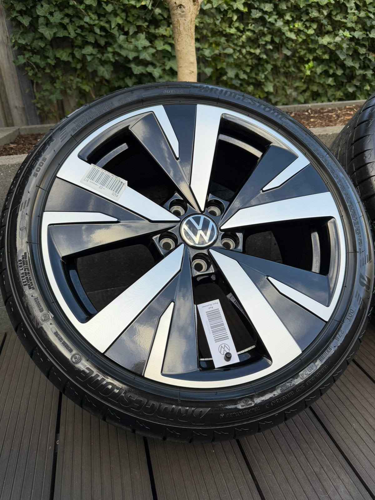 NIEUW! Originele Volkswagen 18 inch Catania velgen golf 8, Auto-onderdelen, Banden en Velgen, 18 inch, Banden en Velgen, Nieuw