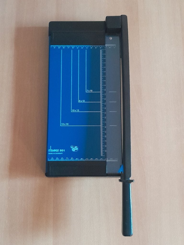 Zware Dahle Hefboom Guillotine papiersnijder model 501 zgan, Diversen, Ophalen, Zo goed als nieuw