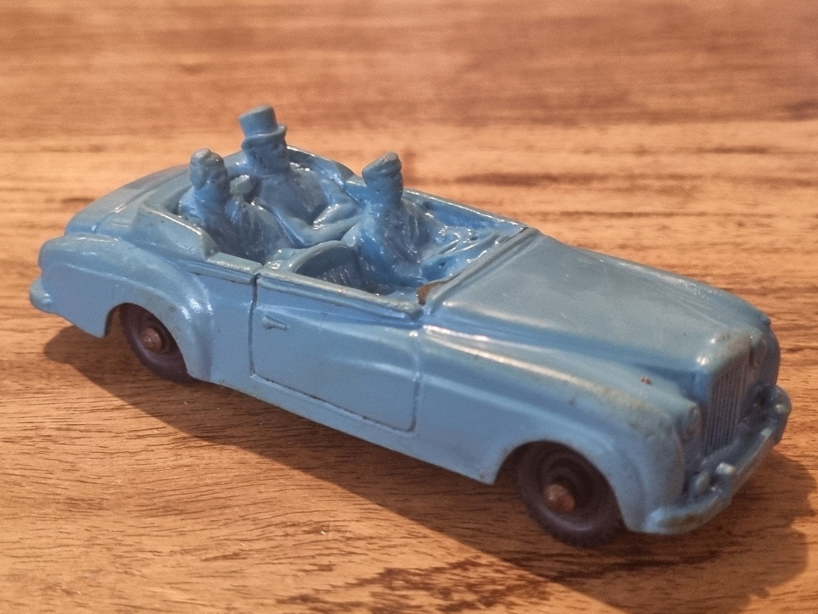 Vintage Tomte Laerdal speelgoedauto, blauw, met figuren, Ophalen of Verzenden, Gebruikt