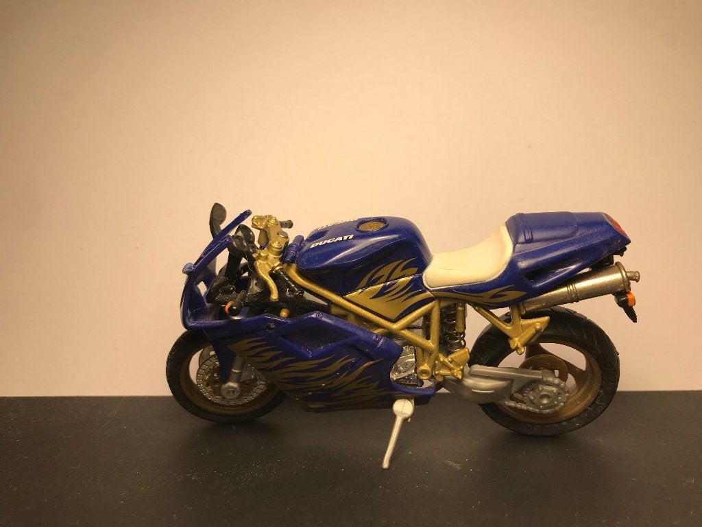 Hot Wheels Ducati 996 blauw met gouden vlammen, Ophalen, Zo goed als nieuw