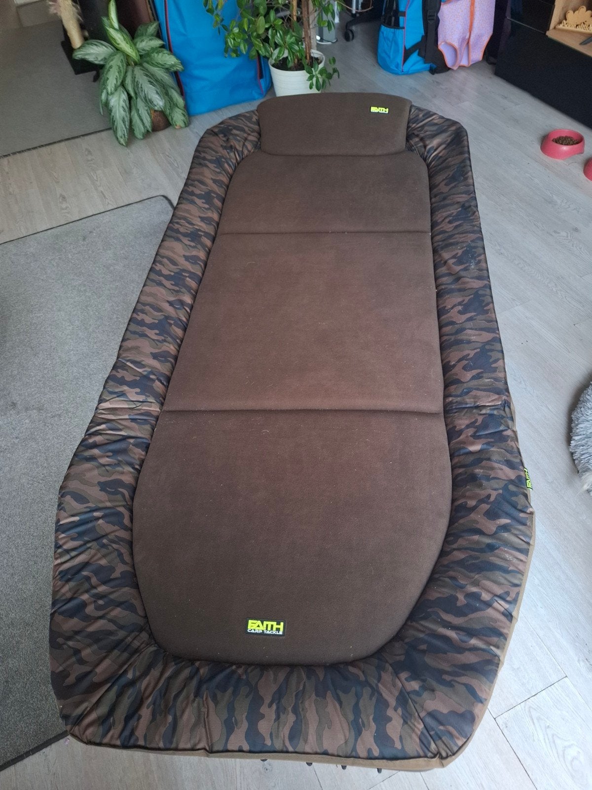 Faith Big Camou Bedchair - Fleece liggedeelte, Watersport en Boten, Ophalen, Nieuw, Overige typen
