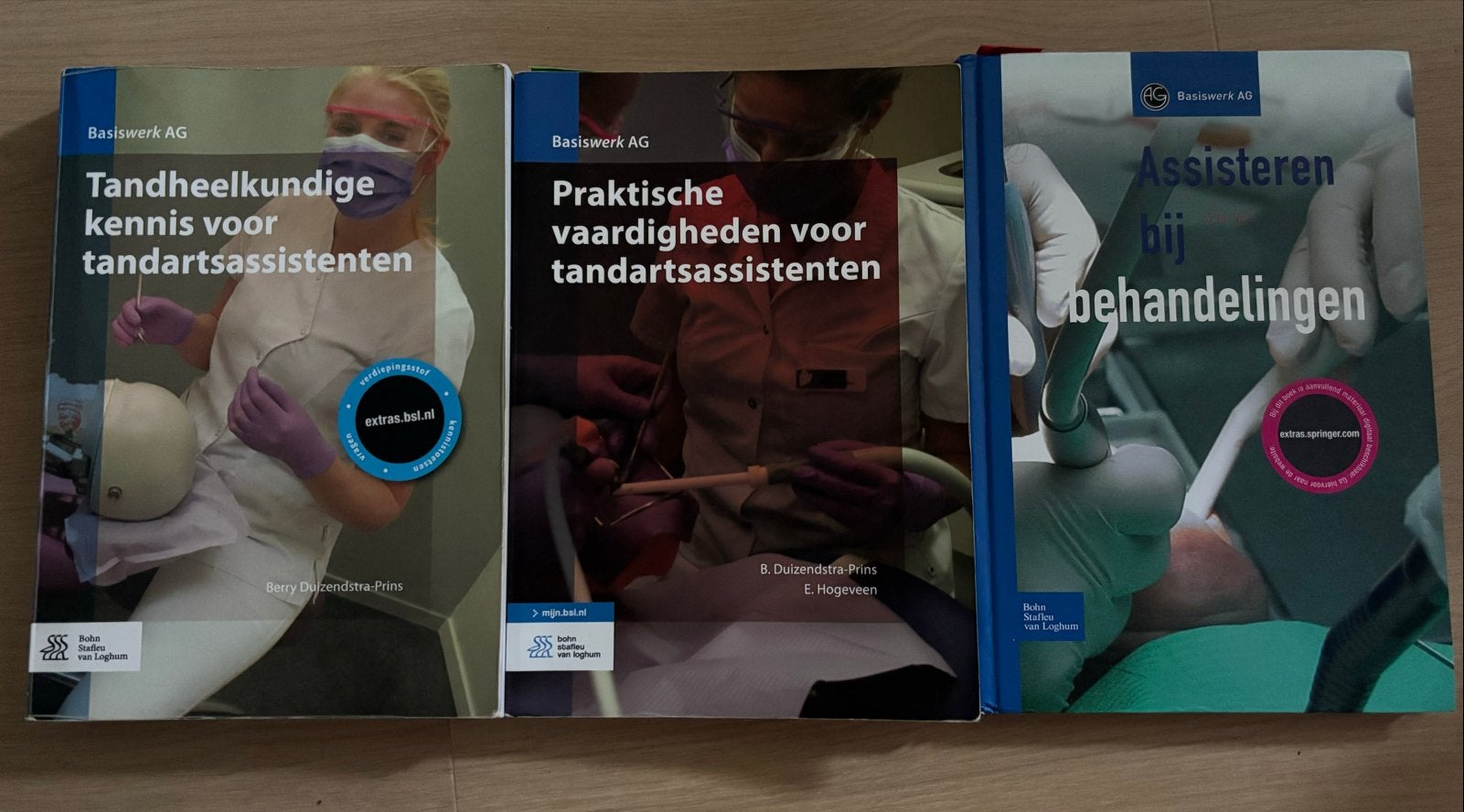 3 studieboeken tandartsassistent – compleet en nette staat, Boeken, Ophalen of Verzenden, Beta, Zo goed als nieuw, MBO