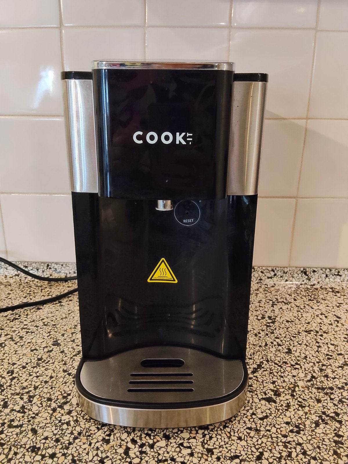 Cook-it Heetwaterdispenser, 2 liter of meer, Ophalen, Gebruikt, Rvs