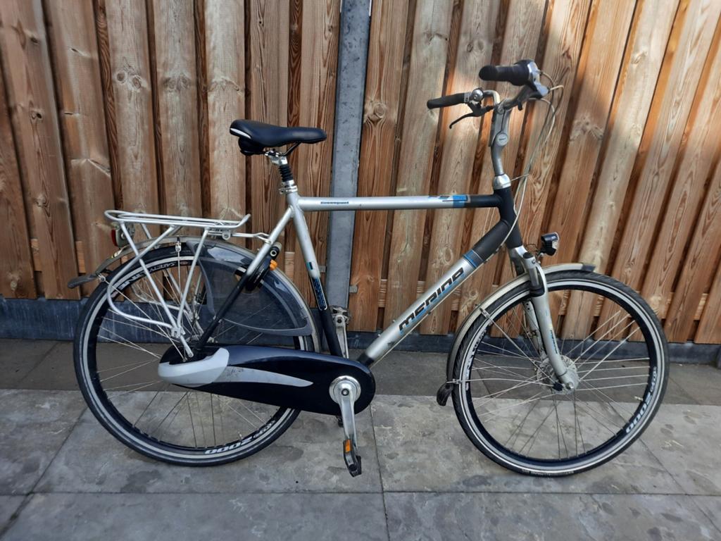 Herenfiets Merida Freesport 28 inch 63 cm framemaat 8 versn, Versnellingen, Zo goed als nieuw, 61 tot 65 cm, Trommelrem