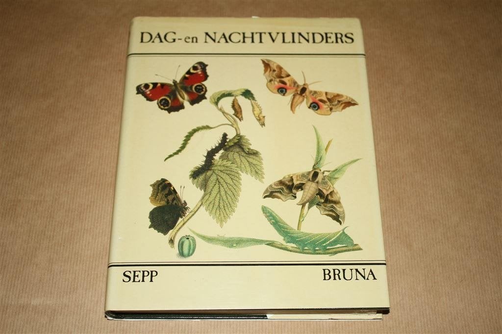 Dag- en Nachtvlinders - Sepp, Ophalen of Verzenden, Zo goed als nieuw, Honden
