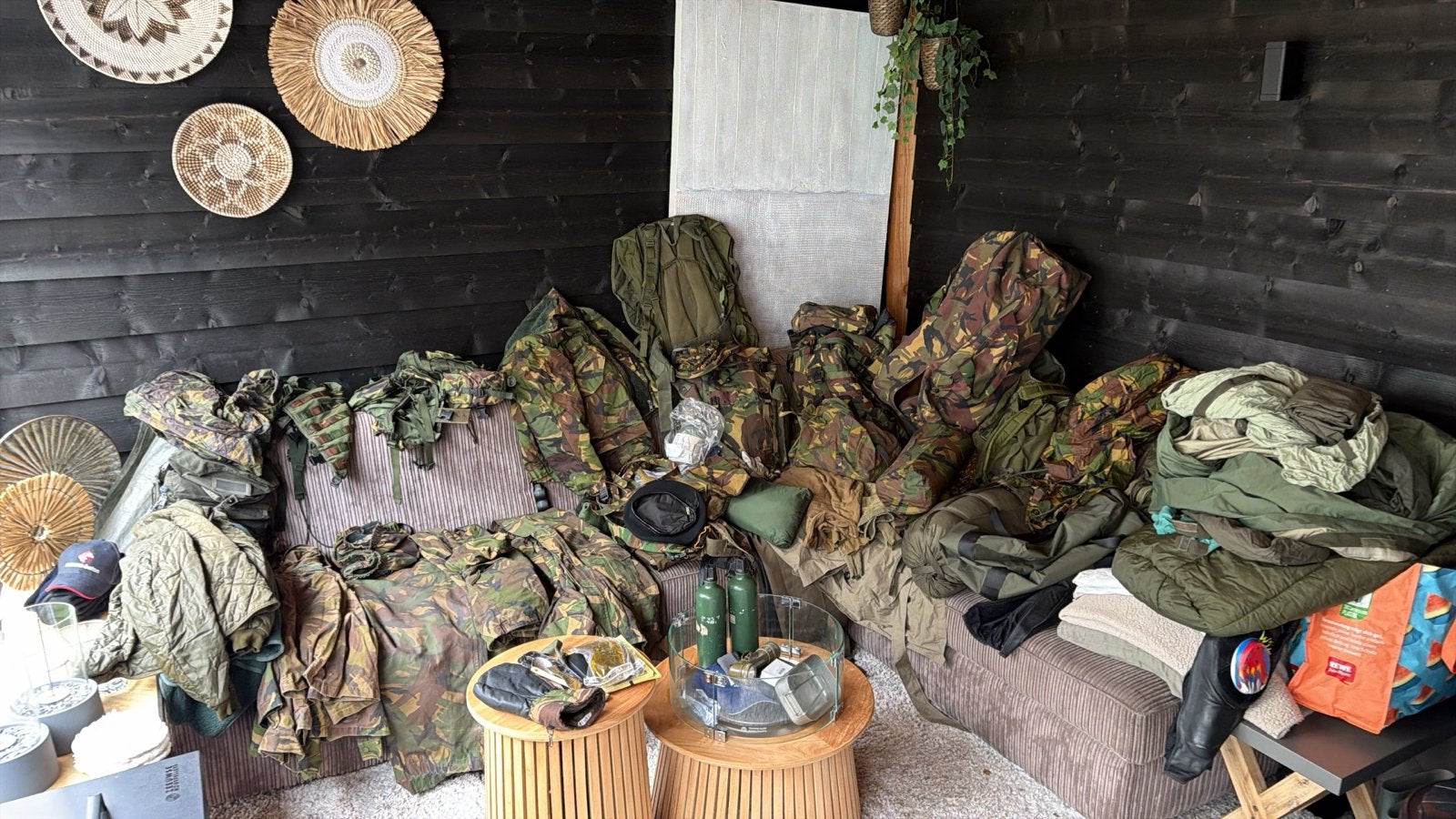 Diverse Legerspullen - Kleding, Tassen en Meer, Verzamelen, Ophalen of Verzenden, Landmacht, Nederland, Overige typen