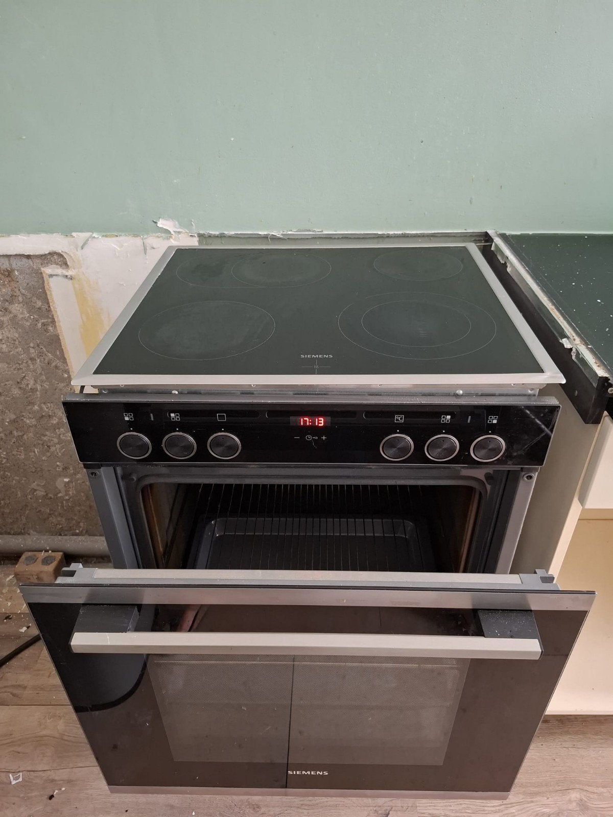 Siemens Vrijstaand Keramisch Fornuis met Oven, Witgoed en Apparatuur, Fornuizen, Ophalen, Gebruikt, 60 cm of meer, Keramisch