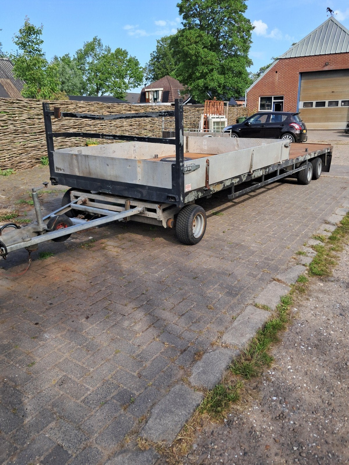 Schamelwagen verkocht, Ophalen