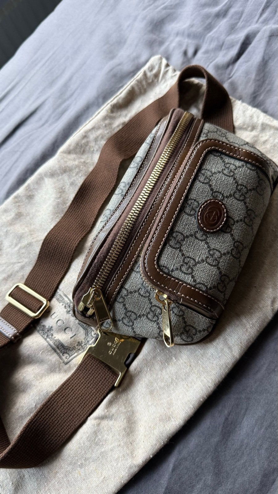 Gucci heuptasje - Zo goed als nieuw - Origineel Brussel, Sieraden, Tassen en Uiterlijk, Tassen | Damestassen, Ophalen of Verzenden