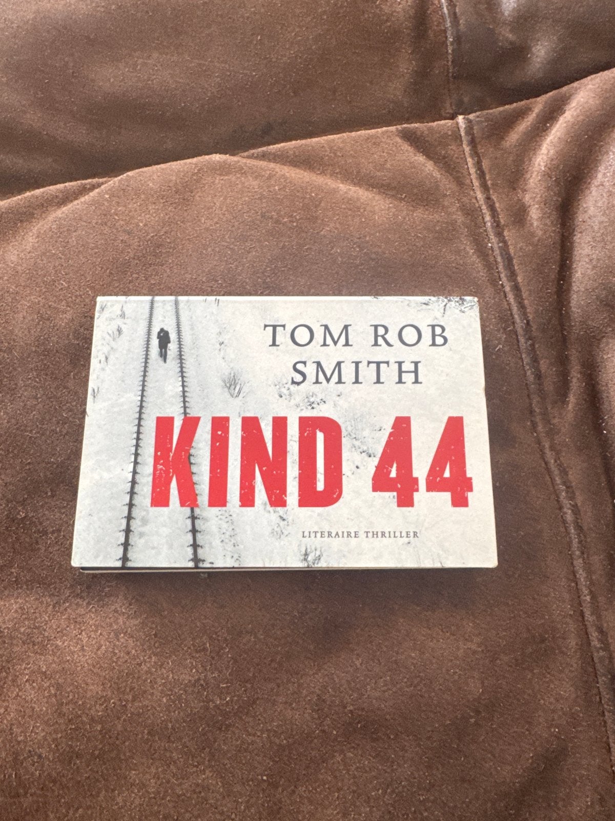 Kind 44 - Tom Rob Smith (Literaire thriller), Boeken, Ophalen of Verzenden, Zo goed als nieuw, Nederland
