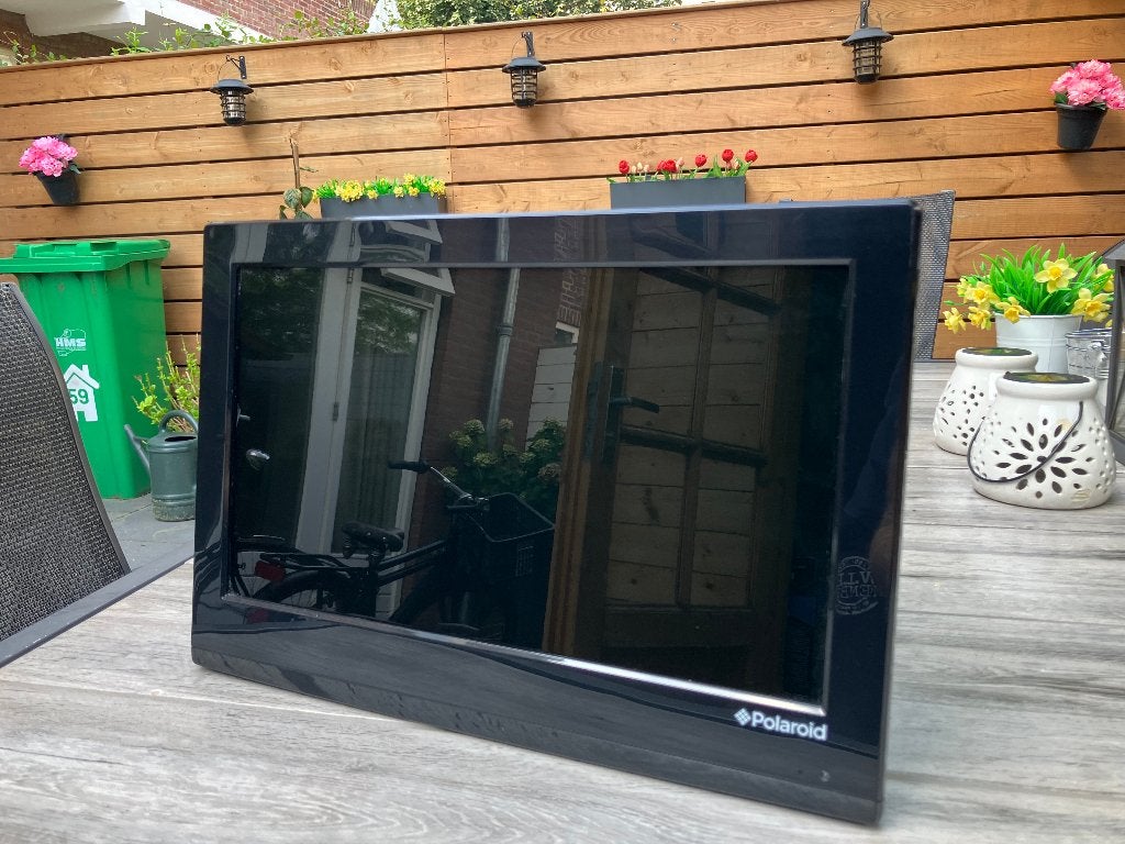 Mooie Polaroid led televisie met DVD-speler, LED, 50 Hz, Zo goed als nieuw, Minder dan 40 cm