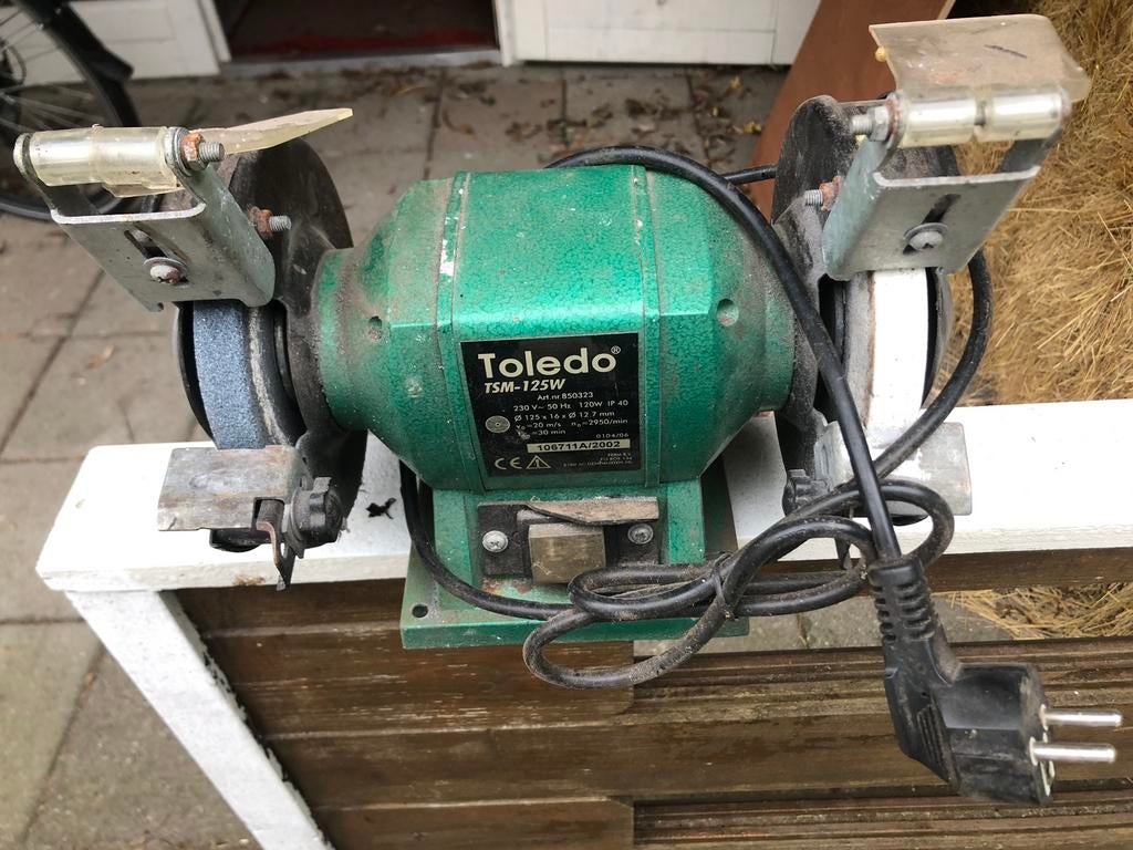 Tafelslijpmachine, Doe-het-zelf en Verbouw, Gereedschap | Slijpmachines, Ophalen of Verzenden, Zo goed als nieuw, Minder dan 700 watt