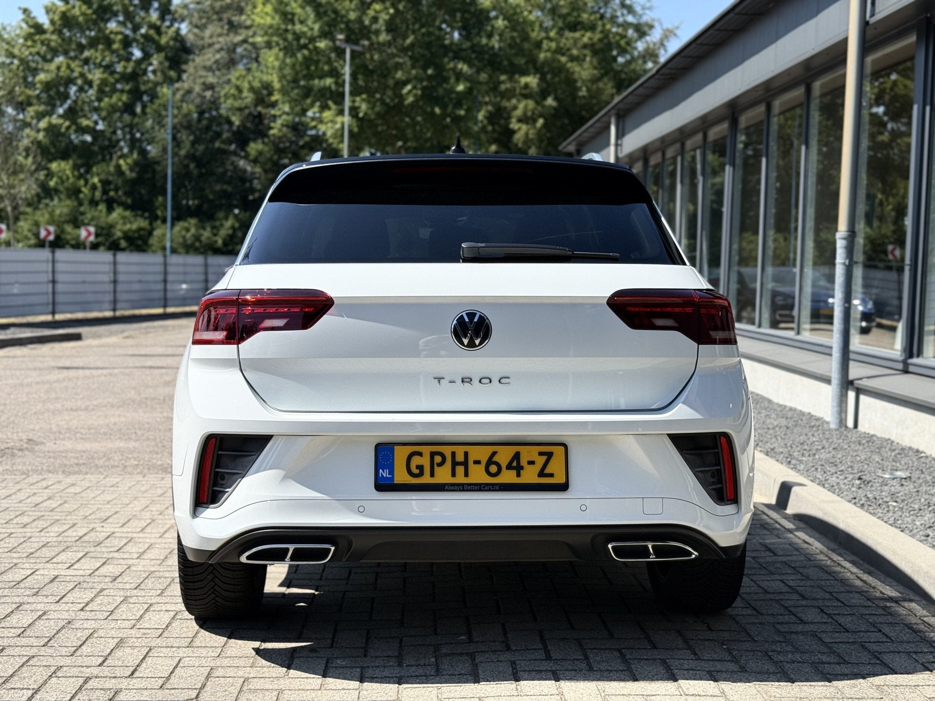 Volkswagen T-Roc 1.0 TSI R-Line Business+ Massage ACC, Voorwielaandrijving, Gebruikt, Alcantara, Wit