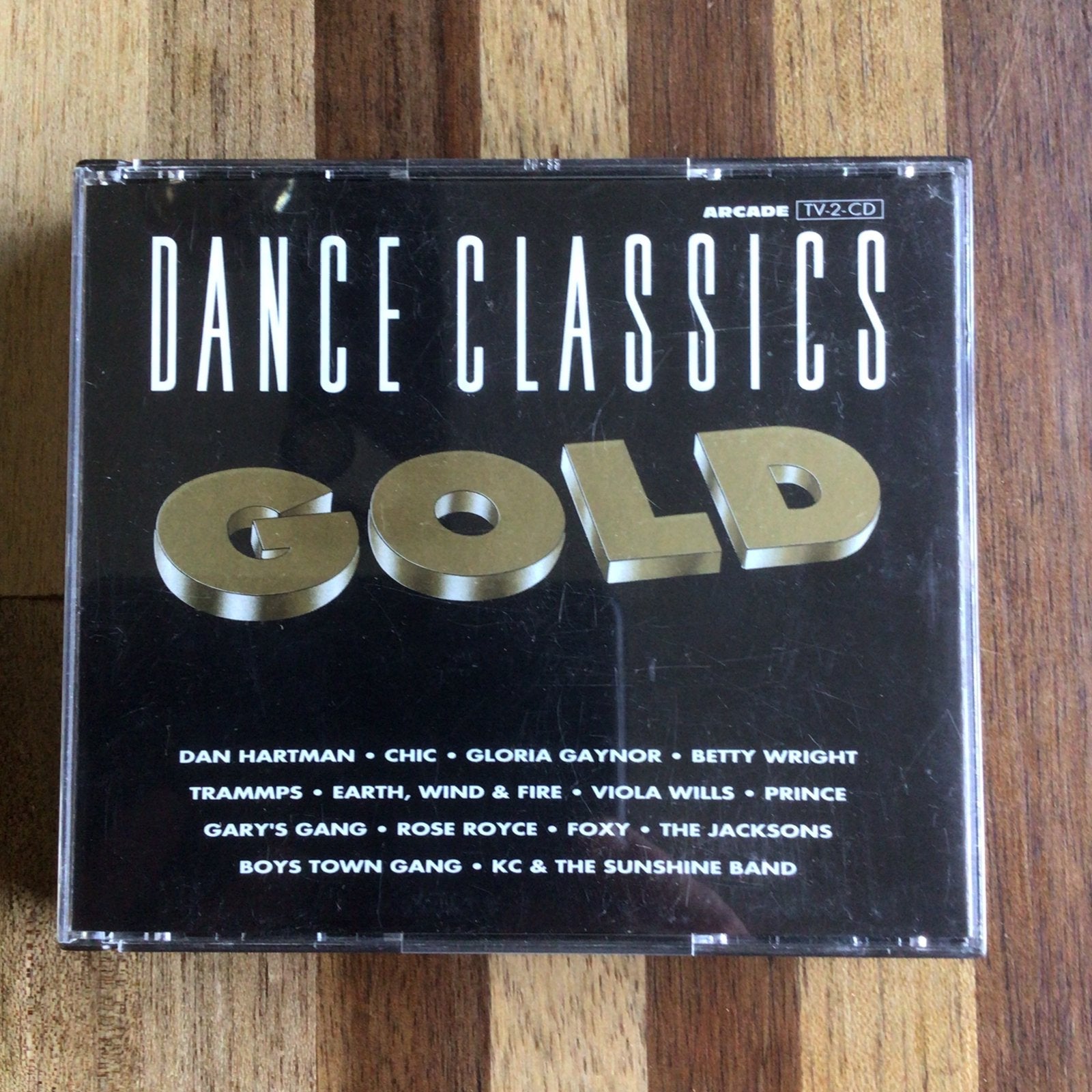 Dance Classics - 2 cd-box - Gold, Cd's en Dvd's, Ophalen of Verzenden, Zo goed als nieuw