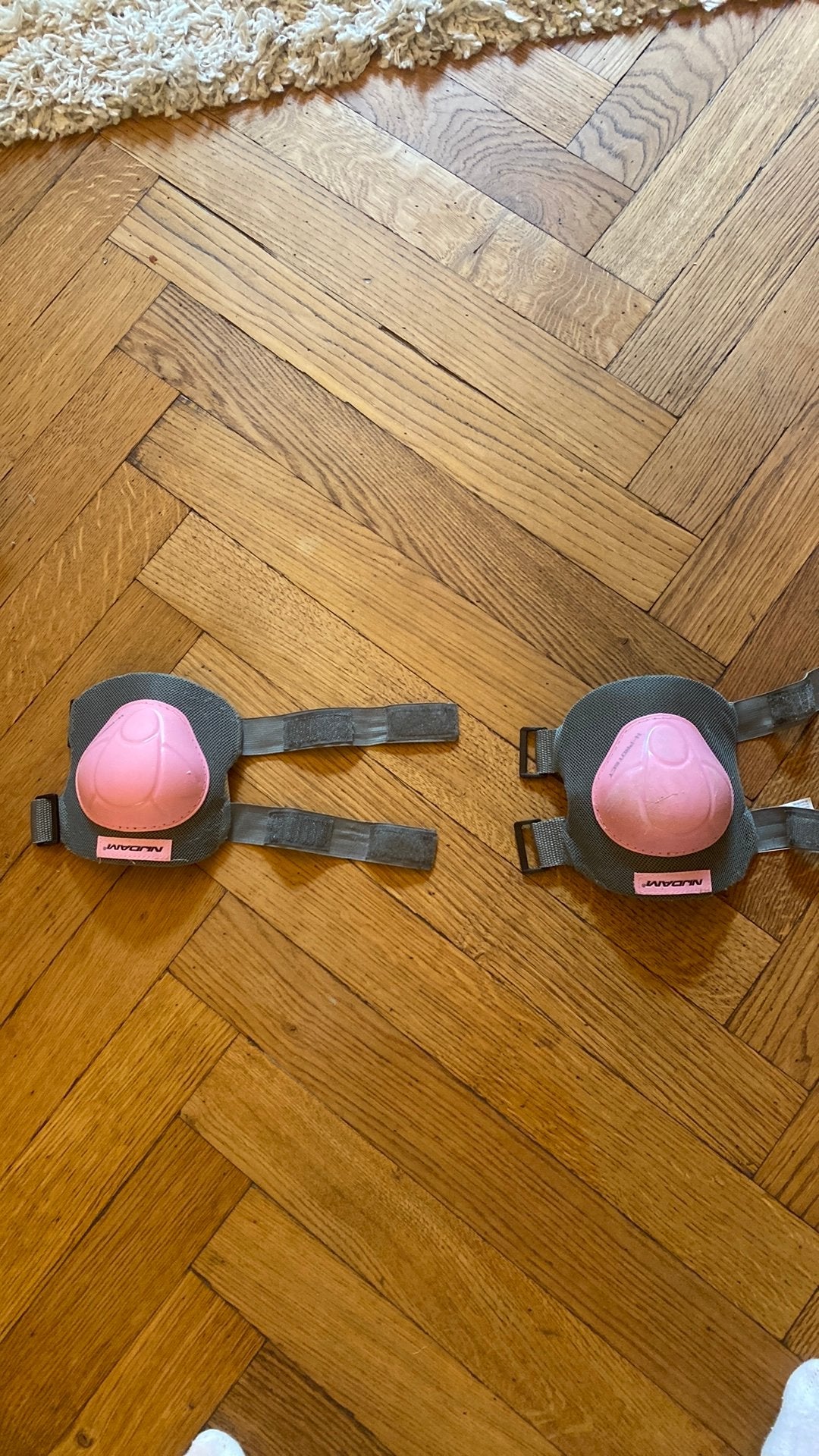 Kniebeschermers Nijdam, Sport en Fitness, Skeelers, Kinderen, Ophalen of Verzenden, Bescherming, Verstelbaar