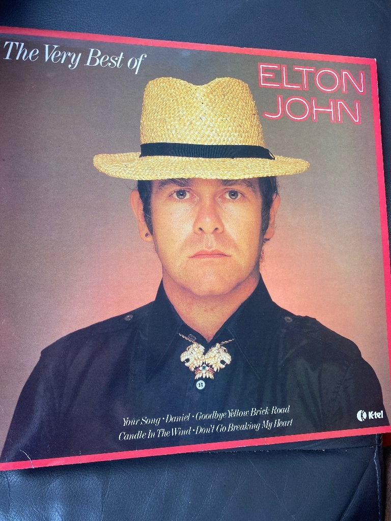 Elton John - The Very Best Of (LP Vinyl), LP, Gebruikt, Pop, Ophalen of Verzenden