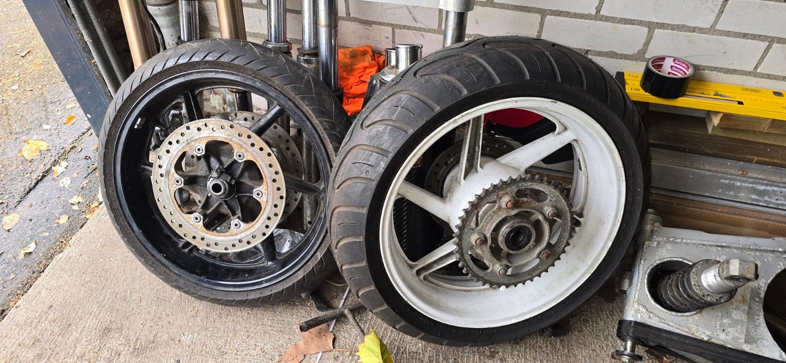 CBR 600 Wielenset met remschijven en tandwiel, Ophalen, Gebruikt
