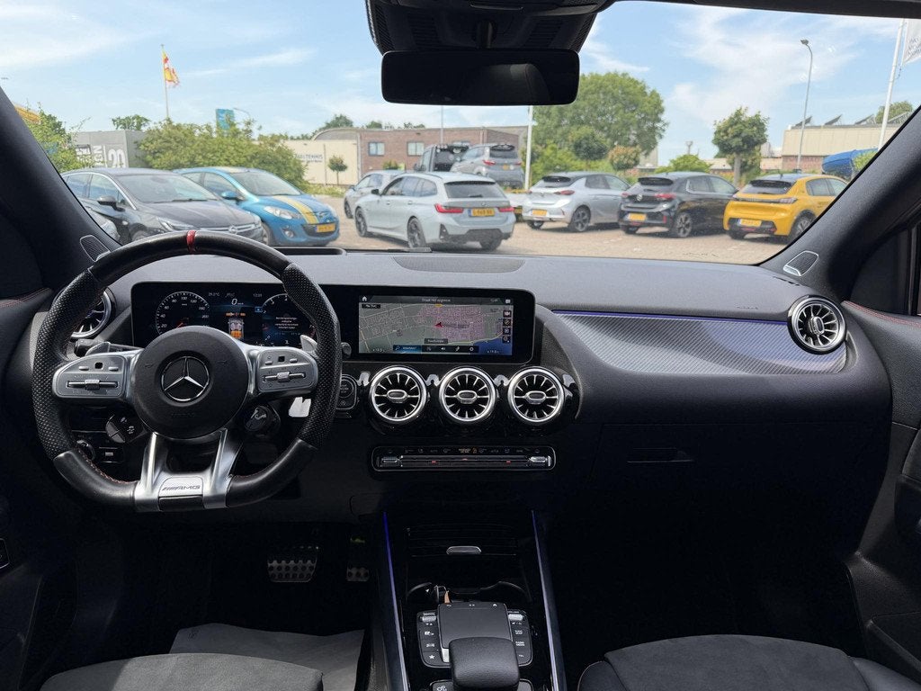 Mercedes-Benz GLA 35 AMG 4MATIC AUTOMAAT| PANORAMADAK |NAVIG, Auto's, Mercedes-Benz, Automaat, 4 cilinders, Leder en Stof, Vierwielaandrijving